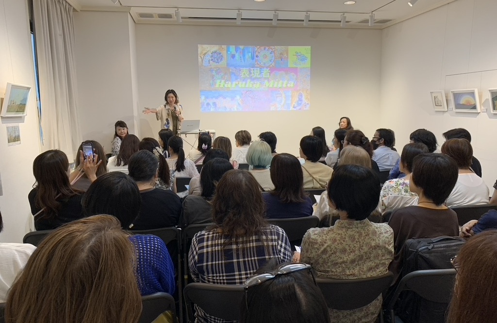 ブックハウスカフェ 出版記念講演会&原画展